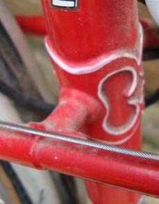 It can be seen that the Oscar Egg lug set included a special lug for the twin tube/seat tube junction