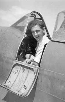 Sid servicing a Spitfire at RAF Fayid.