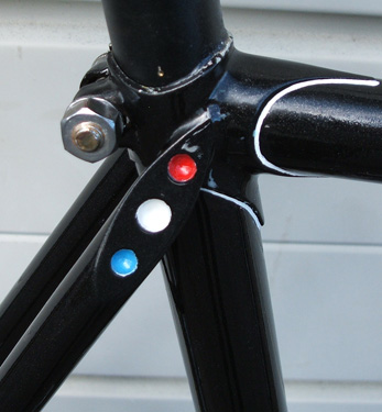 Seat cluster with paint to match red, white and blue on head and seat tube transfers