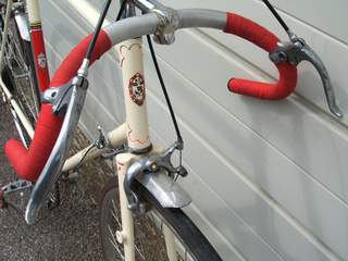 South of France bars fitted to Presto steel stem plus CLB levers and stirrups. also short alloy 'guards' and Osgear 'indexed' lever
